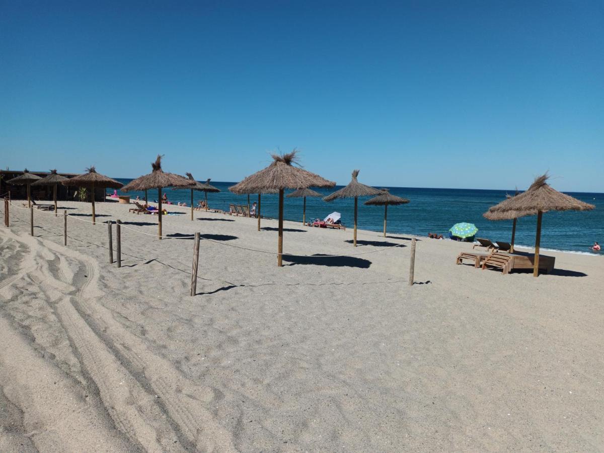 Le Victoria'S Beach Barcares - Parking Prive - Direct Plage - 5 Minutes A Pied Du Lydia - 3 Personnes Le Barcarès Екстериор снимка