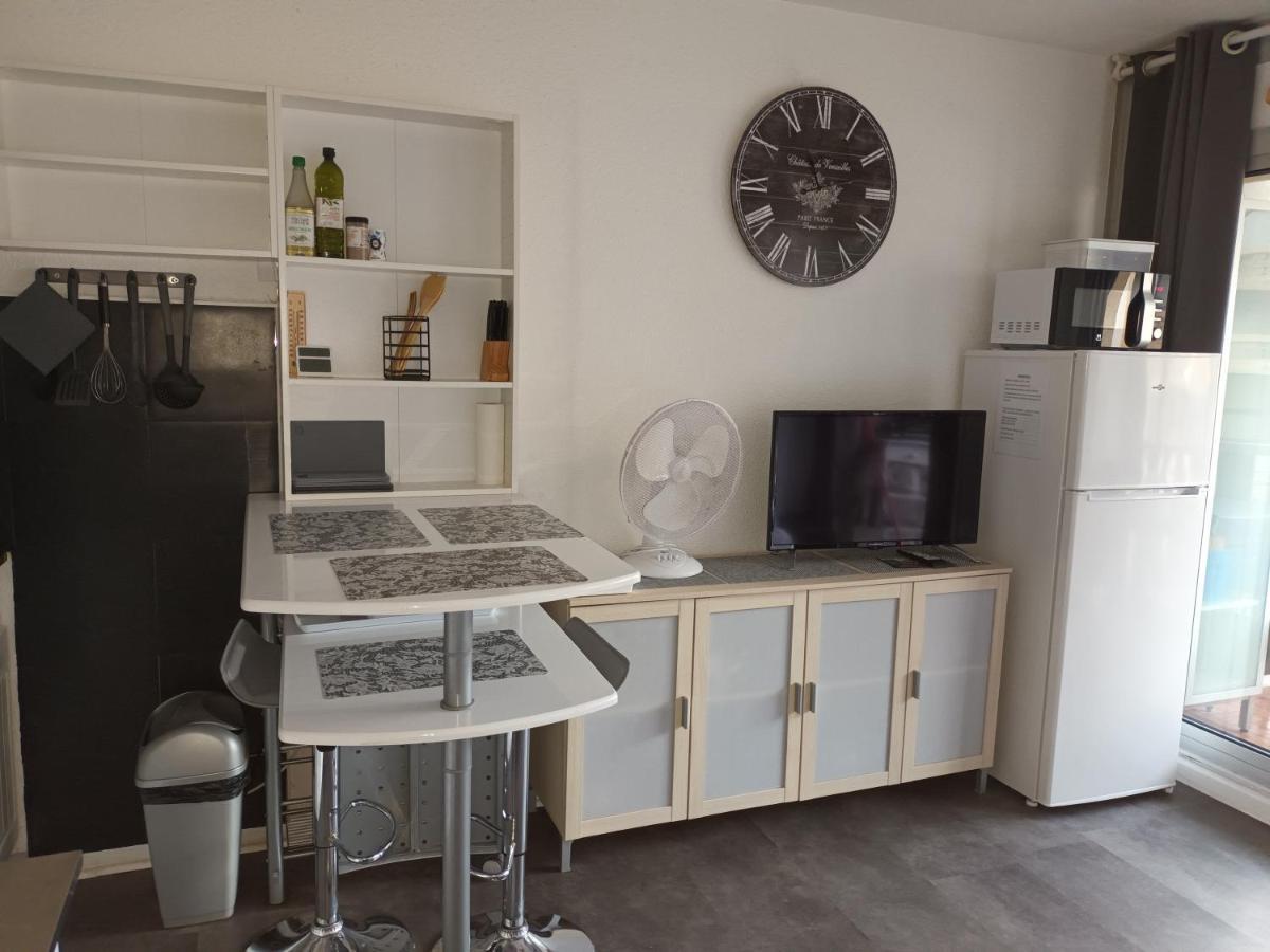 Le Victoria'S Beach Barcares - Parking Prive - Direct Plage - 5 Minutes A Pied Du Lydia - 3 Personnes Le Barcarès Екстериор снимка